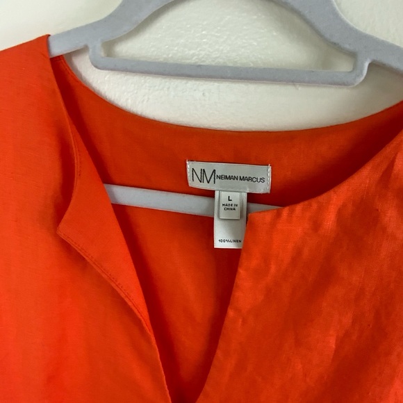 Neiman Marcus Orange Sleeveless V-Neck Tank - Picture 2 of 5